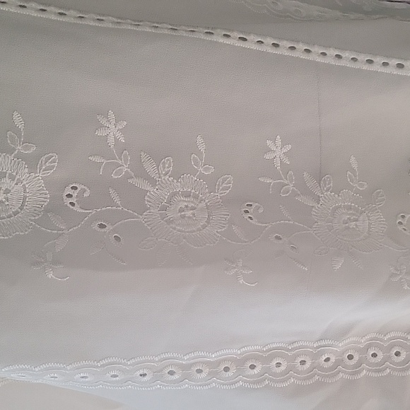 Ariat White Short Sleeve Eyelet Top Sheer Lightweight Airy Blouse Coverup Small - Picture 5 of 11